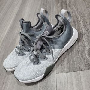 Nike Women's Foundation Elite TR Training Shoes size 6.5